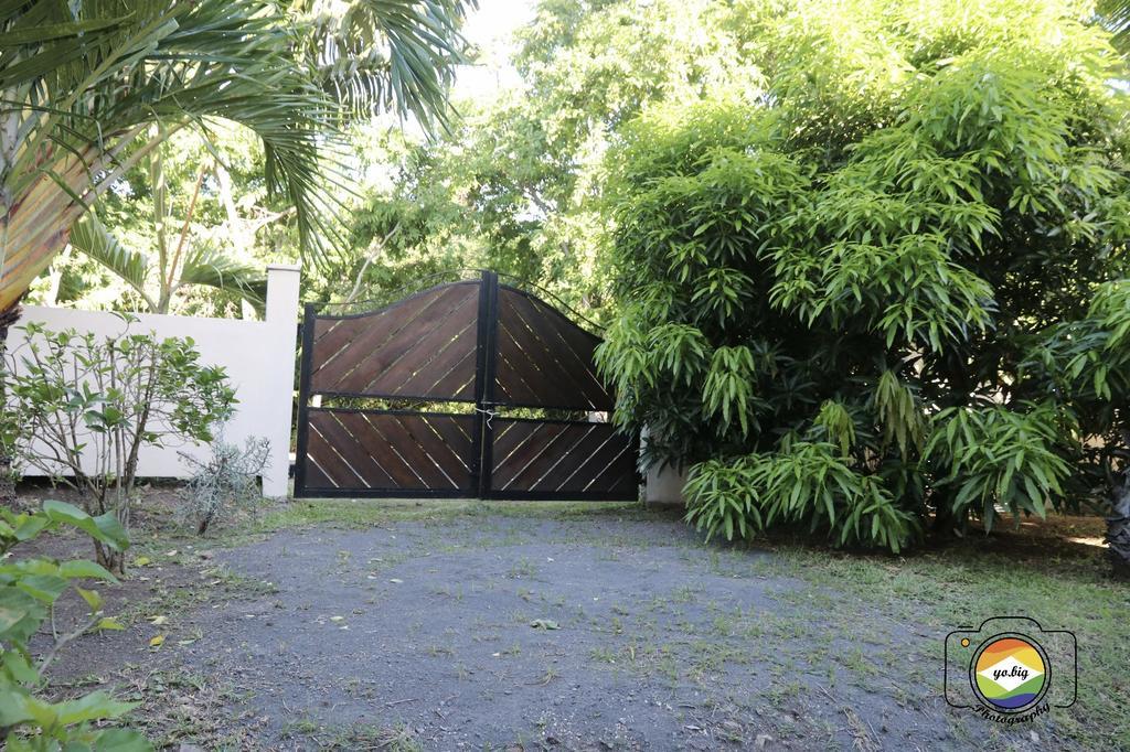 Isola Bella Luxury Villa La Gaulette Exterior photo