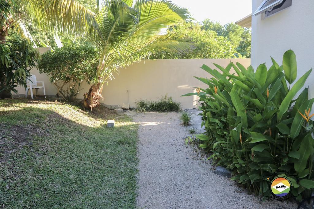 Isola Bella Luxury Villa La Gaulette Exterior photo